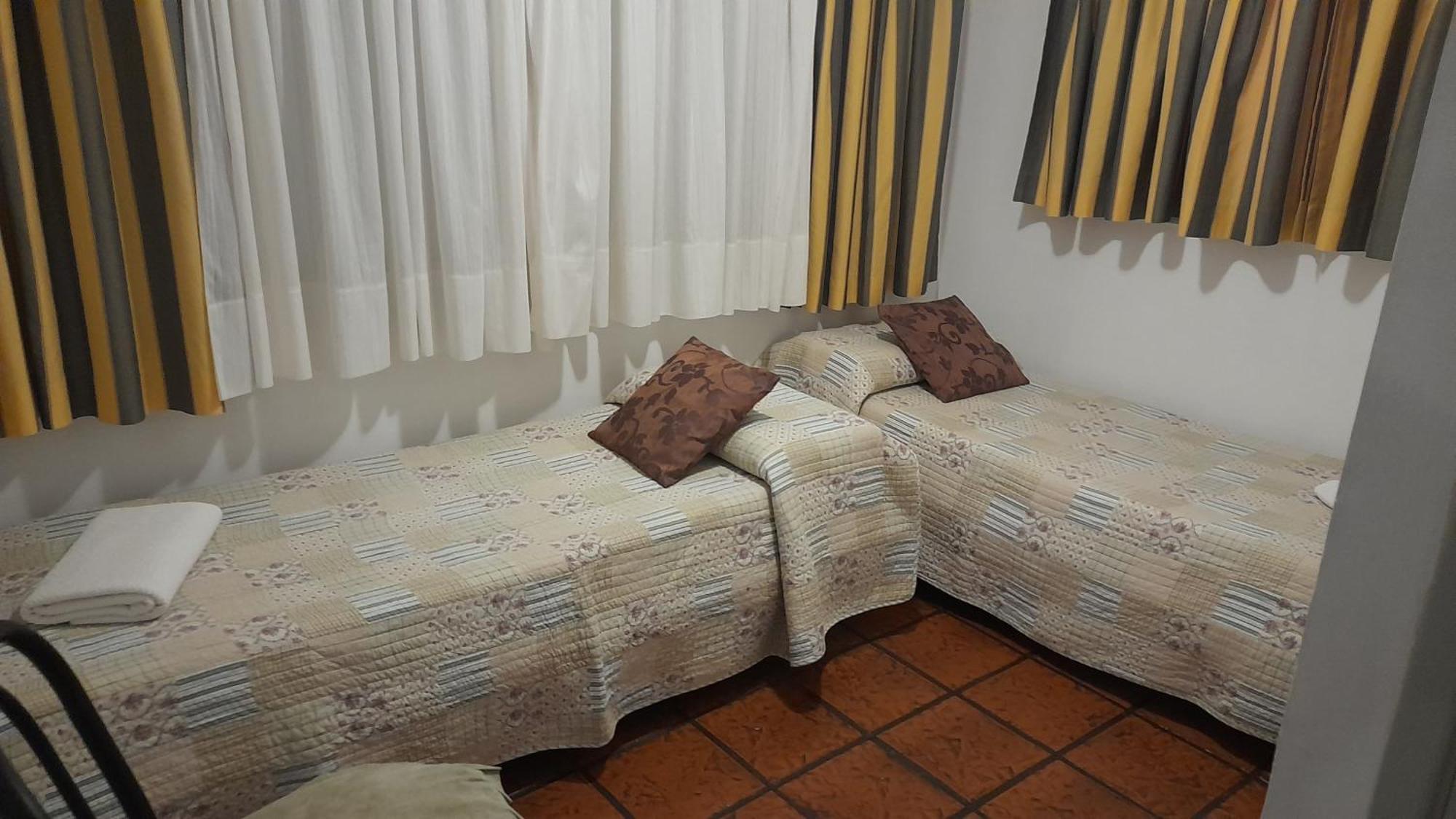 Posada De La Villa Villa Gesell Bagian luar foto