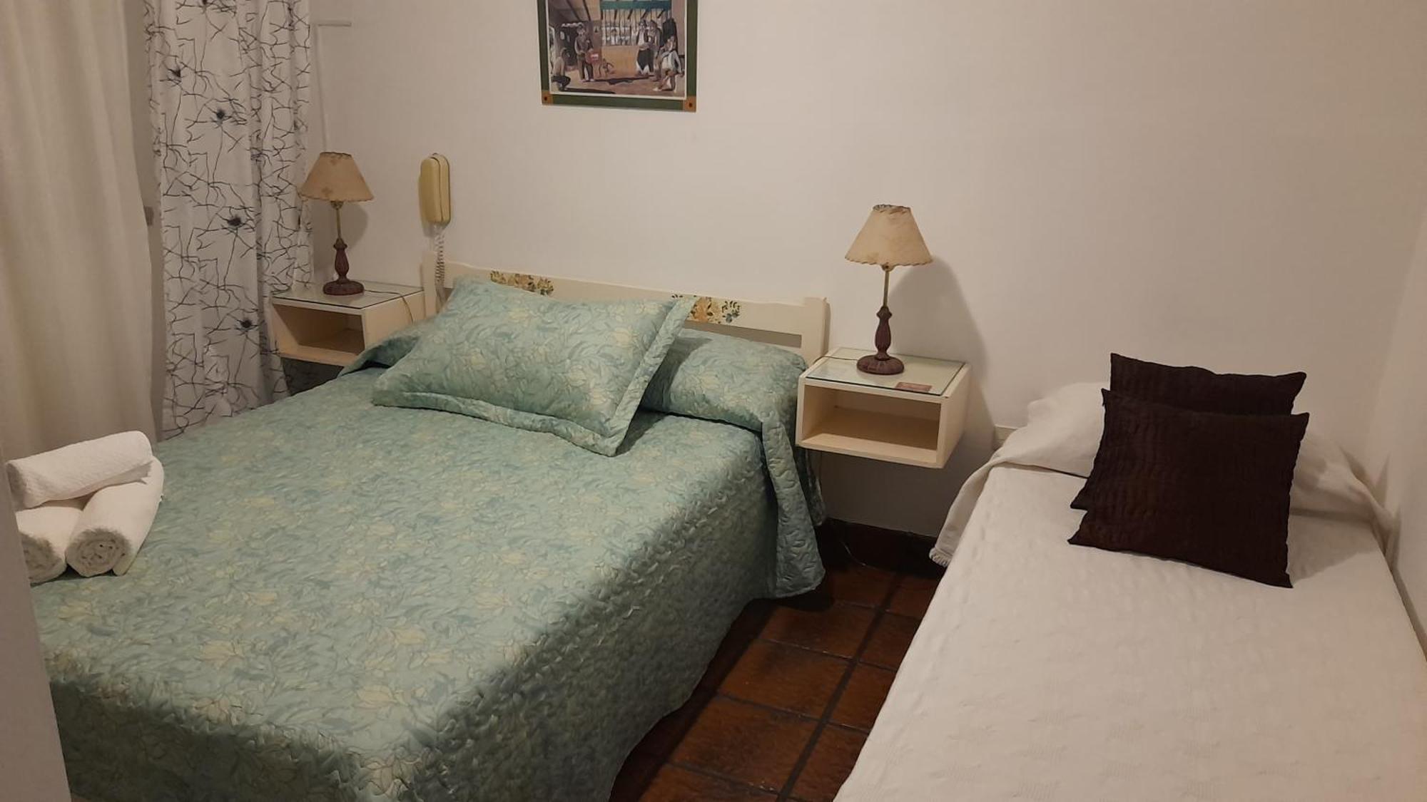Posada De La Villa Villa Gesell Bagian luar foto