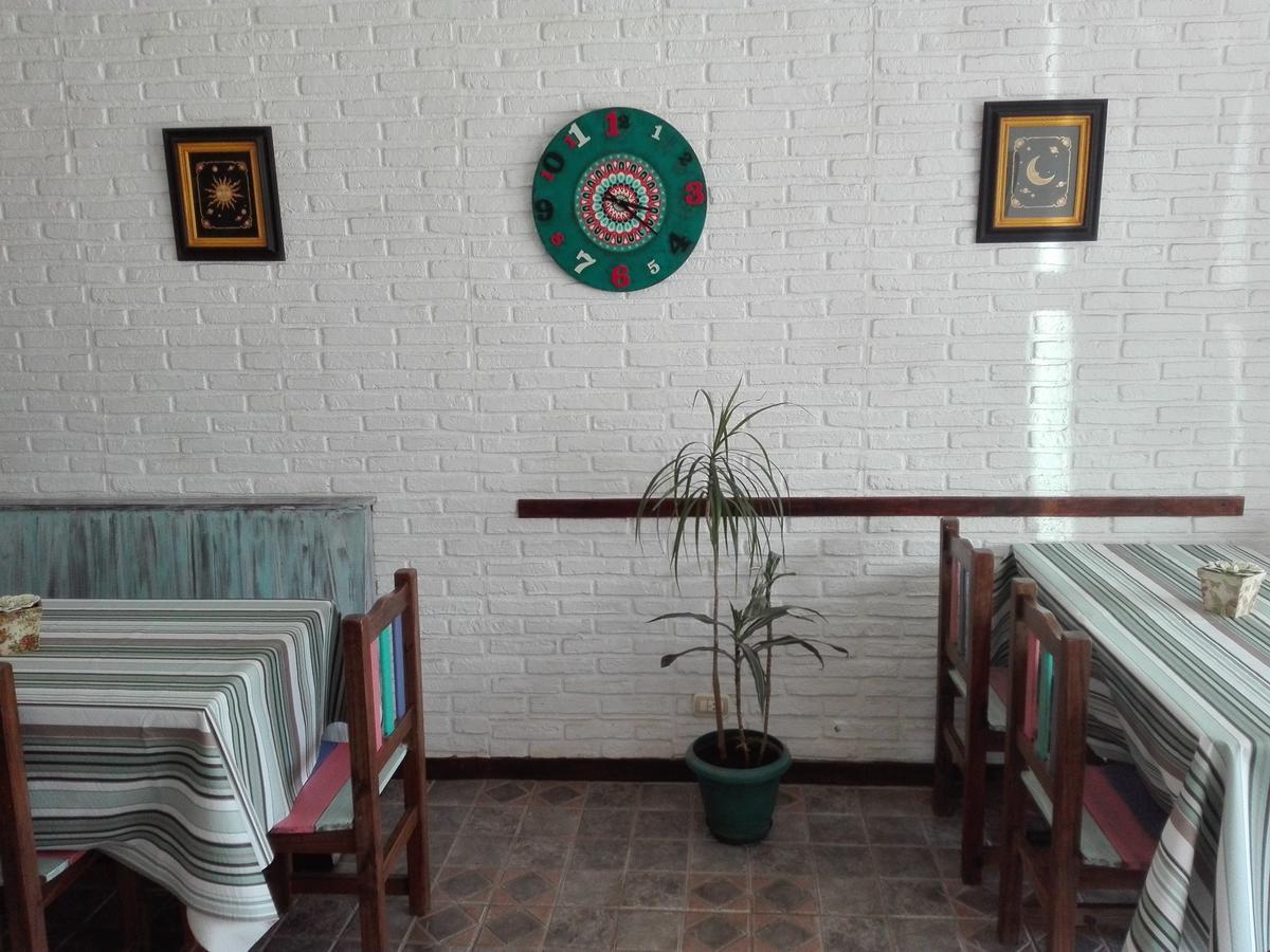 Posada De La Villa Villa Gesell Bagian luar foto