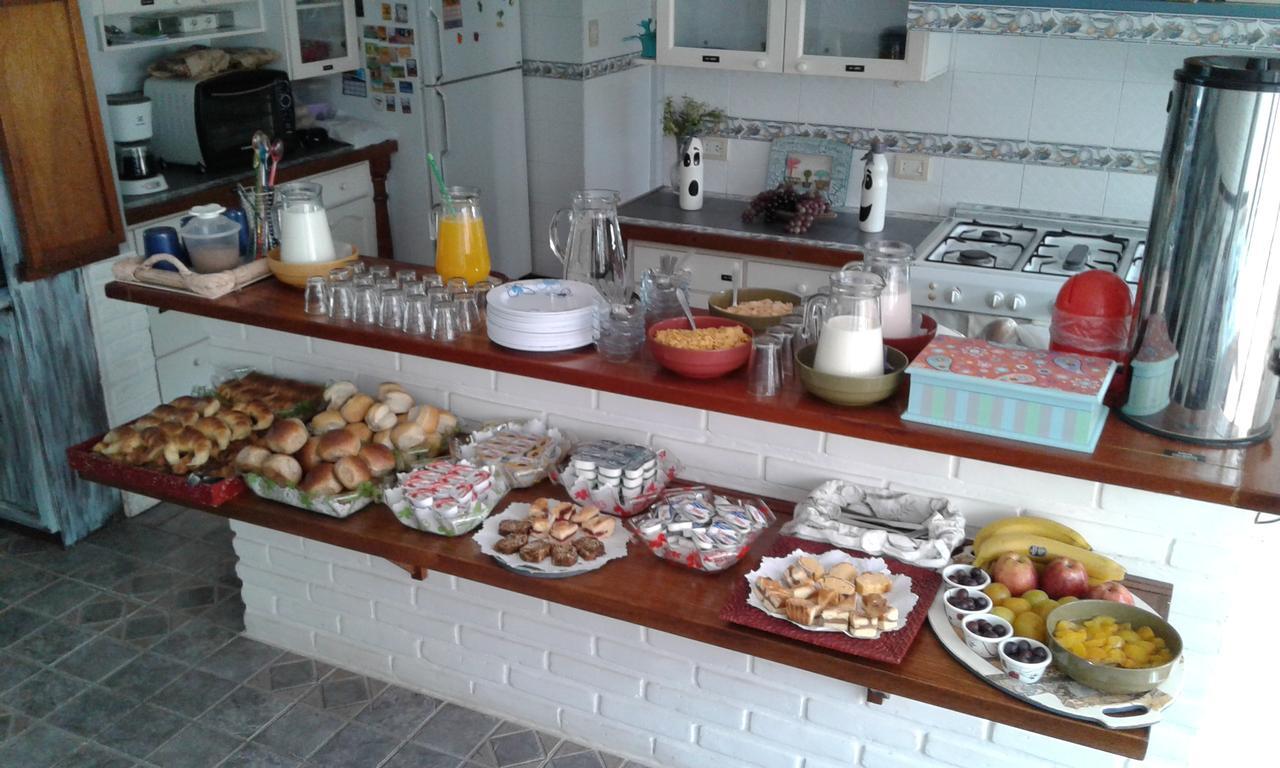 Posada De La Villa Villa Gesell Bagian luar foto