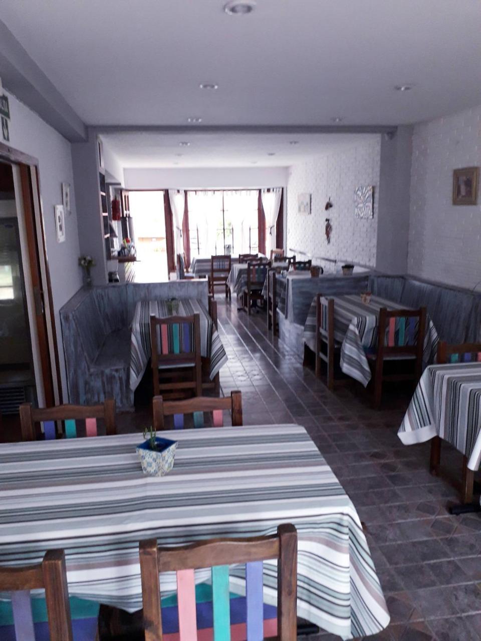 Posada De La Villa Villa Gesell Bagian luar foto