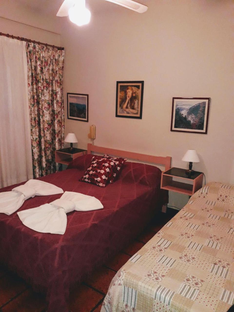 Posada De La Villa Villa Gesell Bagian luar foto