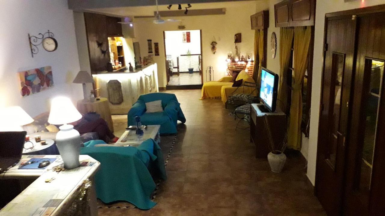 Posada De La Villa Villa Gesell Bagian luar foto